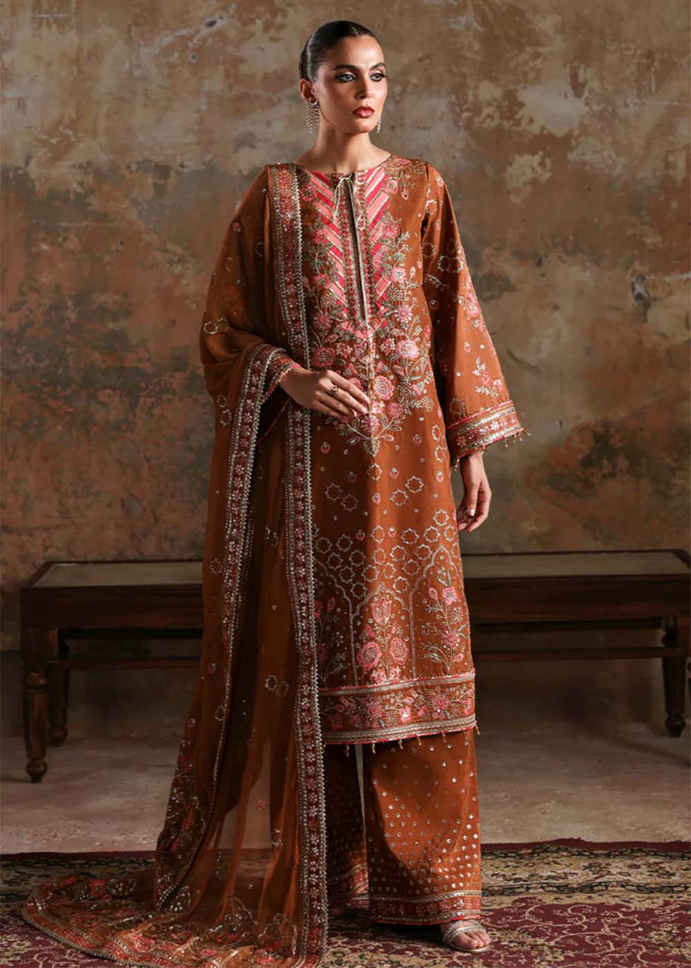 Emaan Adeel's Afsana-E-Silk Formal Wear ’25 | Aarzo