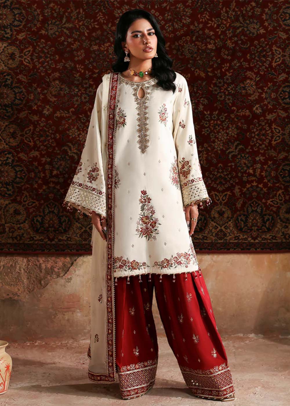 Emaan Adeel's Afsana-E-Silk Formal Wear ’25 | Rukhsar